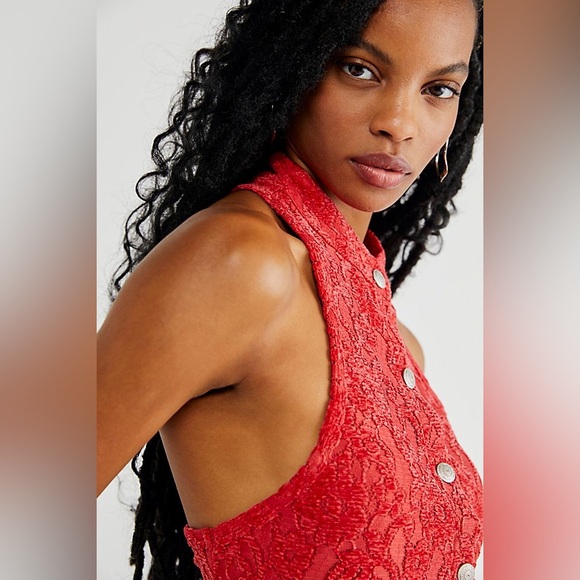 FREE PEOPLE Red Floral Velvet & Lace Button Front Vest Top Medium NWT - Picture 2 of 12